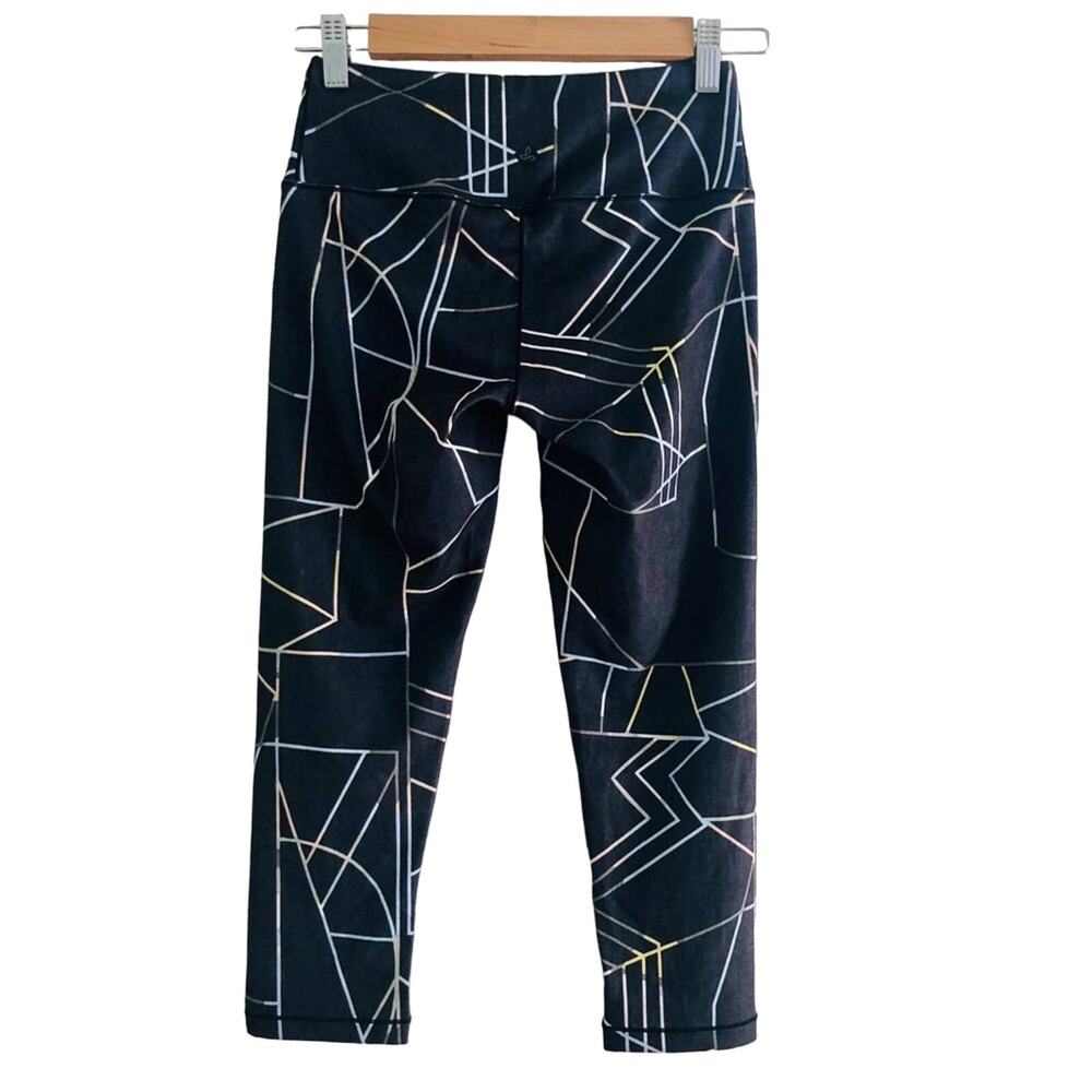 Prana Capri Leggings Women XS Black Geometric Print Yoga Activewear NWT - Picture 6 of 12